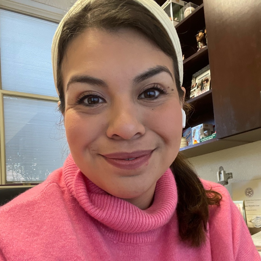 Meet your Posher, Brittney